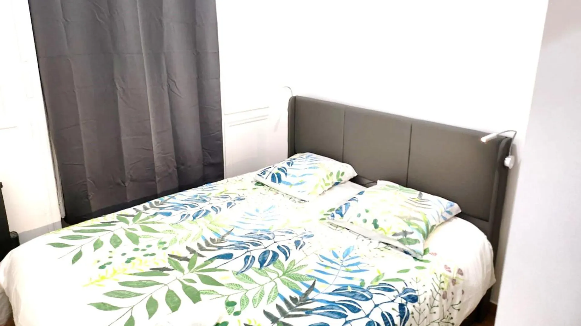 Apartment Logement Entier 2-3 P Paris