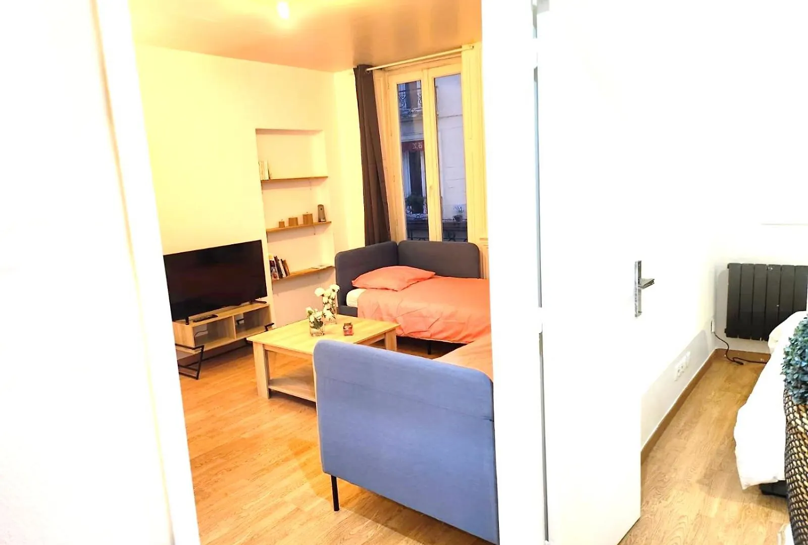 Logement Entier 2-3 P Paris France