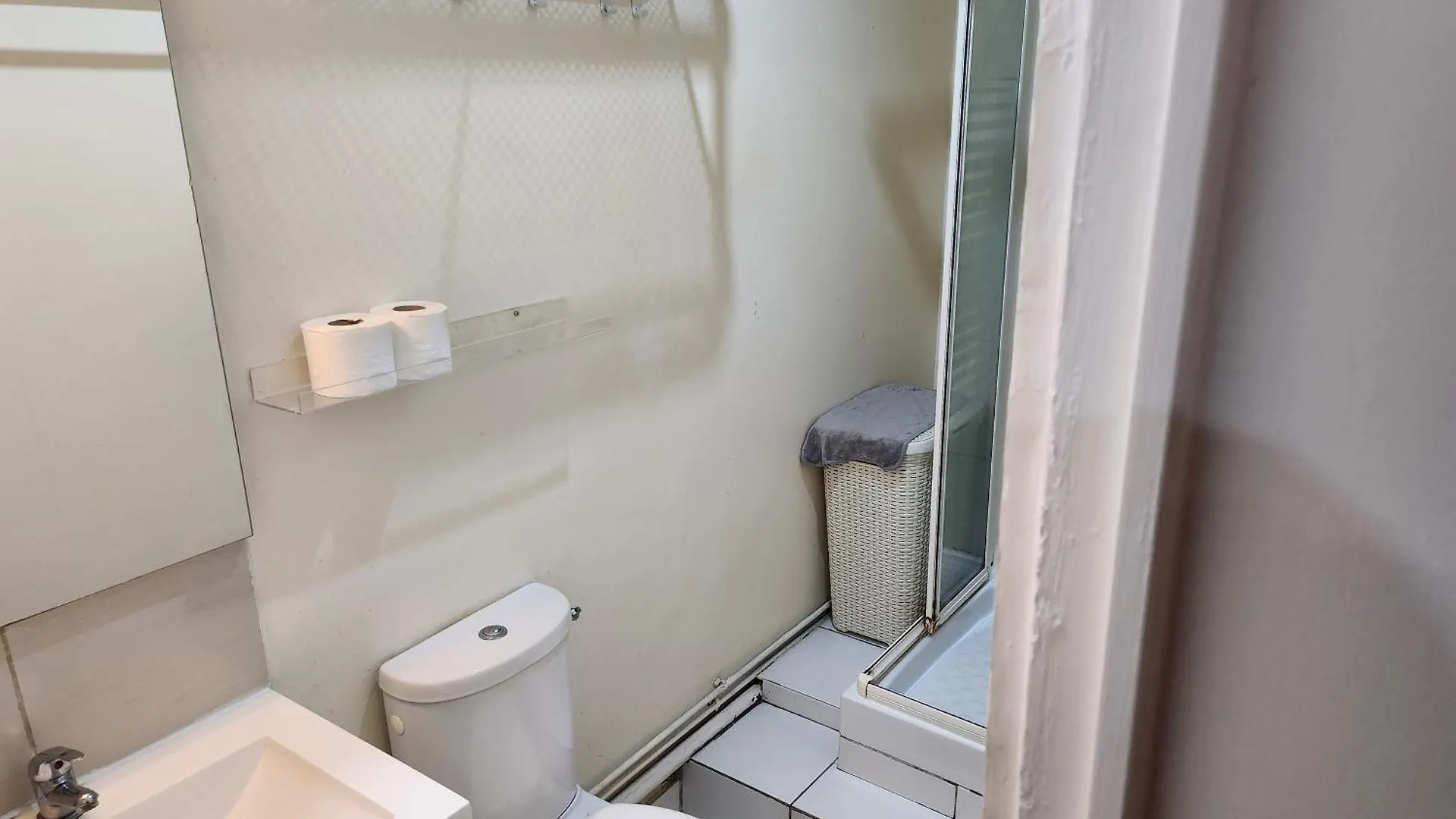Logement Entier 2-3 P Paris Apartment