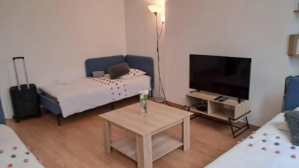 Apartment Logement Entier 2-3 P Paris